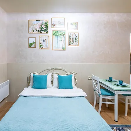 Knyazya Leva Apartment *